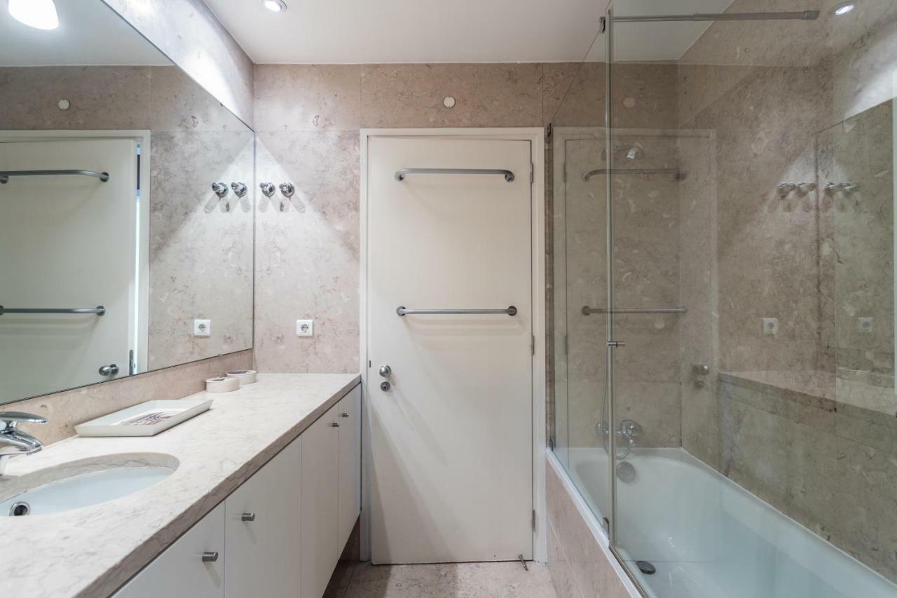 Flh Chiado Design Flat Leilighet Lisboa Eksteriør bilde