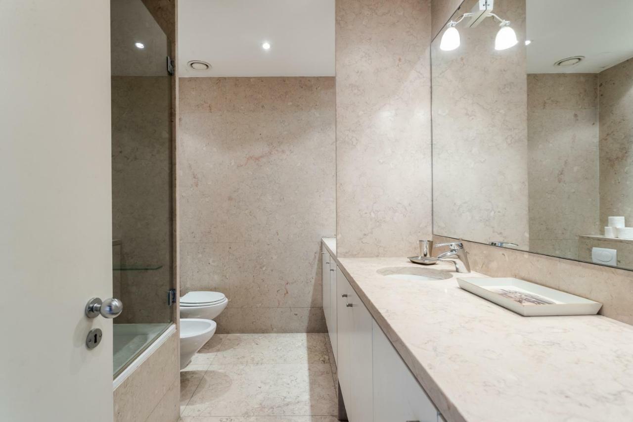 Flh Chiado Design Flat Leilighet Lisboa Eksteriør bilde